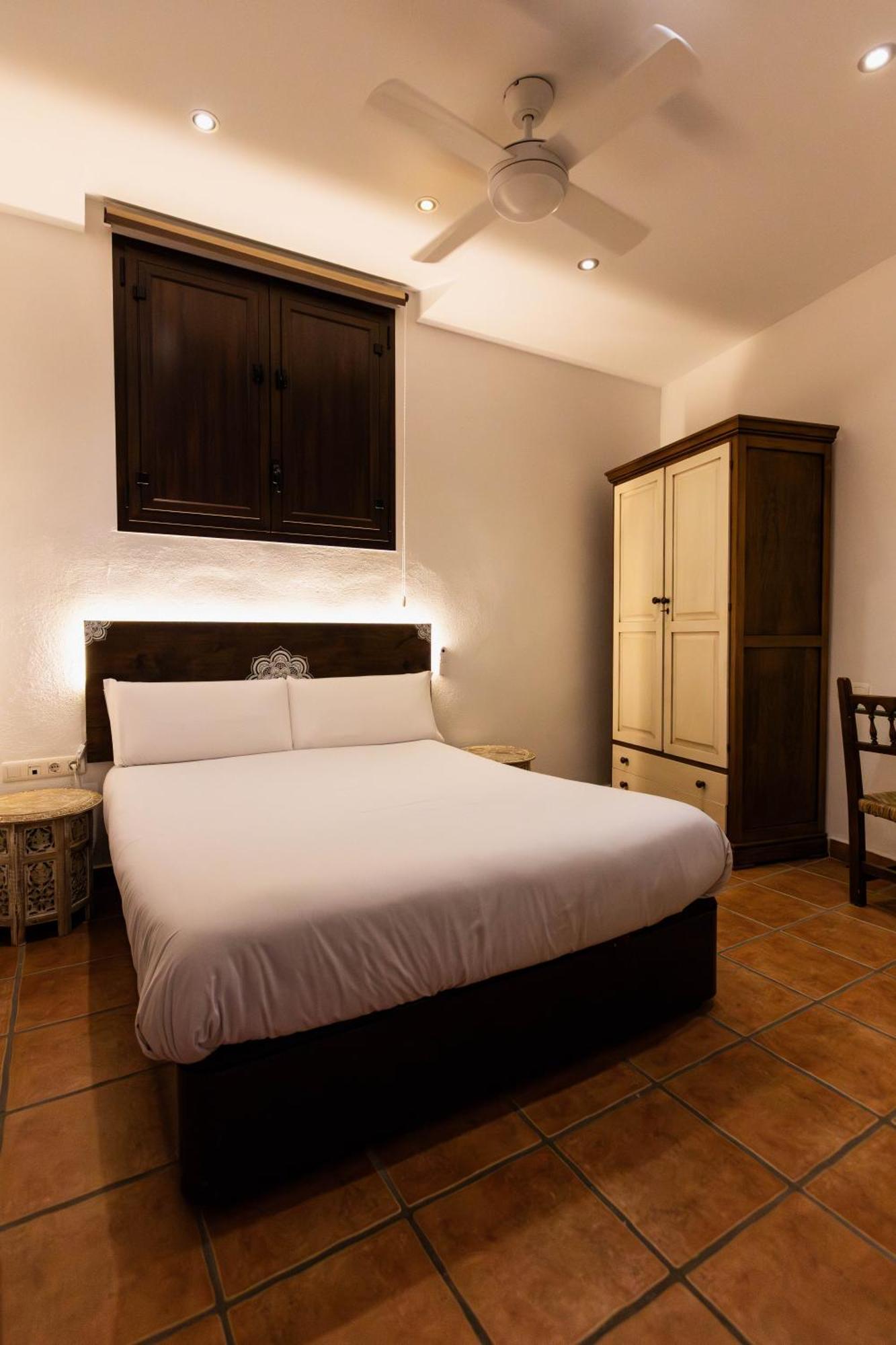 Apartamento Centrico Con Patio Exterior En El Mejor Barrio De Granada El Realejo Екстер'єр фото